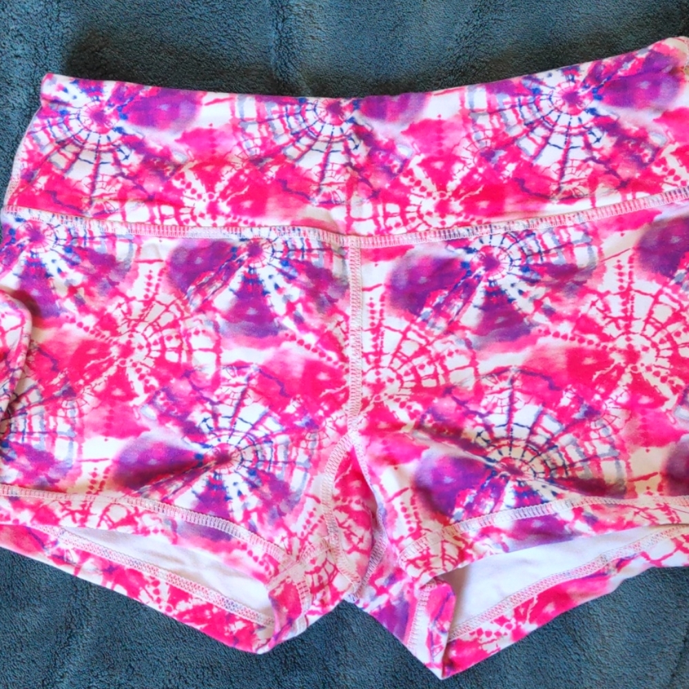 Savage barbell shorts